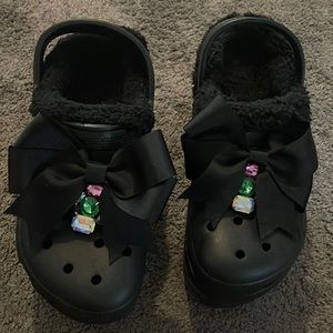 Black platform crocs